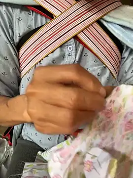 Laura8910 online show from October 2025 01:42:01 AM