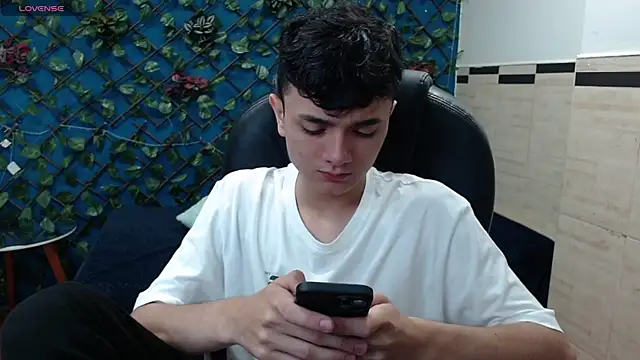 Waturox online show from January 2025 07:04:01 PM