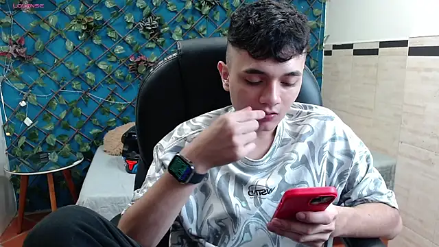 Waturox online show from October 2025 07:24:02 PM