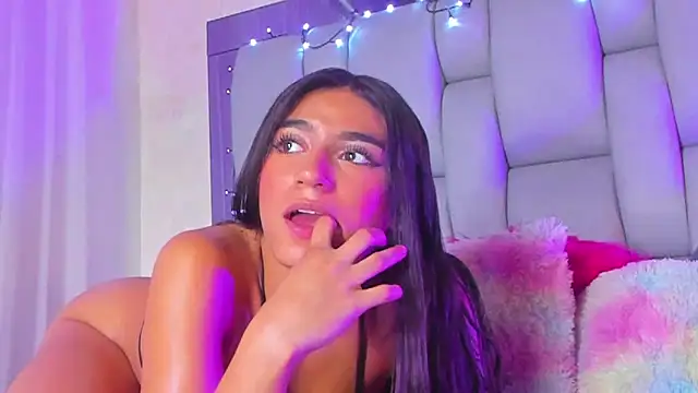 Snapshot of sophiieTaylor1 chatting on February 2025 09:11:01 AM sophiieTaylor1 online show from February 2025 09:11:01 AM