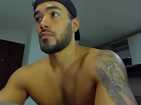 Alexander Martines online show from September 2025 11:19:01 PM