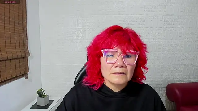 Snapshot of Salomeediaz_ chatting on February 2025 08:57:01 PM Salomeediaz online show from February 2025 08:57:01 PM