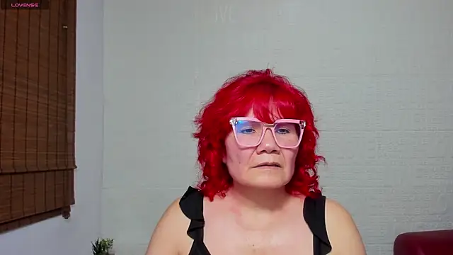 Snapshot of Salomeediaz_ chatting on February 2025 08:58:02 PM Salomeediaz online show from February 2025 08:58:02 PM