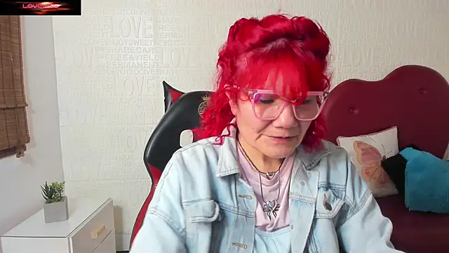 Snapshot of Salomeediaz_ chatting on February 2025 09:04:01 PM Salomeediaz online show from February 2025 09:04:01 PM