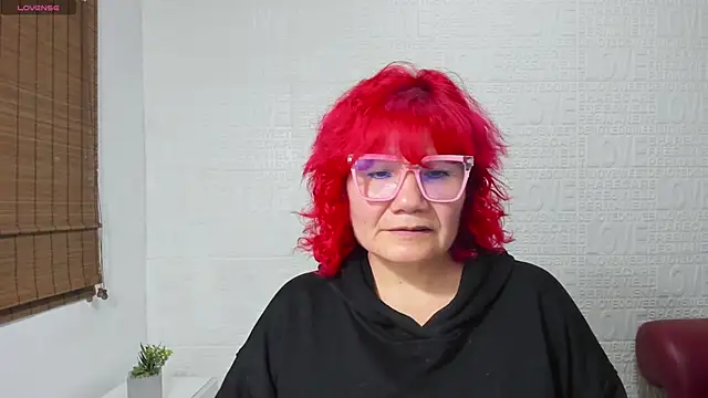 Snapshot of Salomeediaz_ chatting on March 2025 08:05:01 PM Salomeediaz online show from March 2025 08:05:01 PM