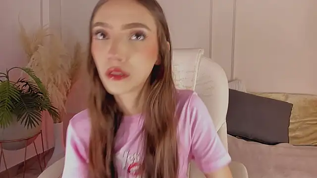 Mariapettit online show from May 2026 01:27:02 PM