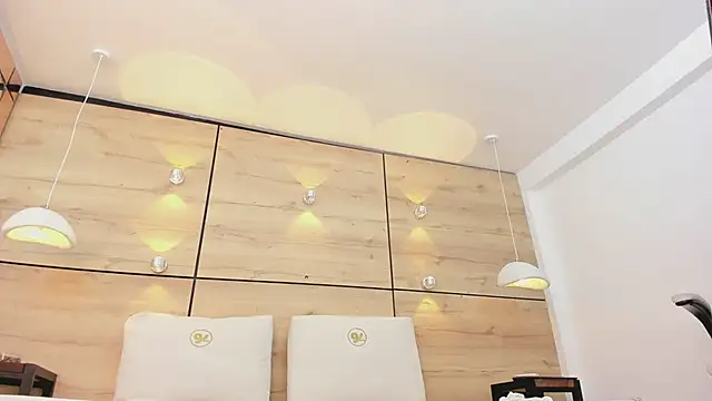 martina touss online show from January 2025 01:51:02 AM