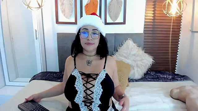 Scarleth swann online show from December 2025 12:12:02 PM