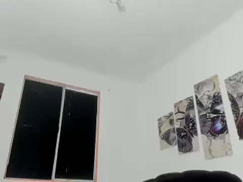 Snapshot of naomiwildburn chatting on January 2025 10:02:01 AM naomiwildburn online show from January 2025 10:02:01 AM