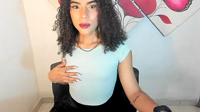Snapshot of naomiwildburn chatting on July 2026 01:18:02 AM naomiwildburn online show from July 2026 01:18:02 AM