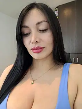 Snapshot of _monicab chatting on March 2026 01:53:02 AM monicab online show from March 2026 01:53:02 AM