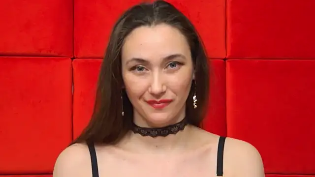 AliceMunro online show from February 2025 05:05:01 AM