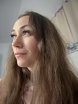 AliceMunro online show from October 2025 08:31:01 PM