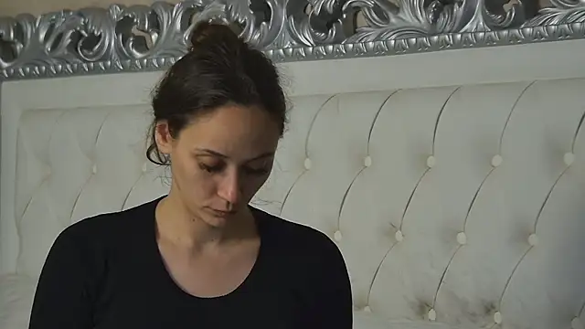 AliceMunro online show from May 2026 08:03:02 PM