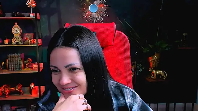 KarolinaRobinson online show from February 2025 05:51:02 PM