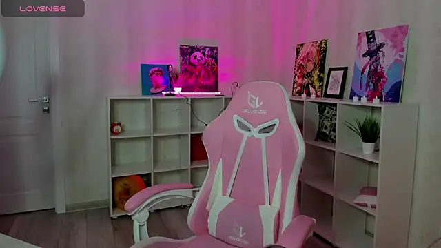 Snapshot of Stacey_Brown chatting on December 2024 01:03:01 AM Stacey Brown online show from December 2024 01:03:01 AM