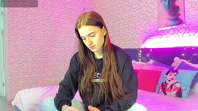 Snapshot of Stacey_Brown chatting on December 2024 01:50:02 AM Stacey Brown online show from December 2024 01:50:02 AM