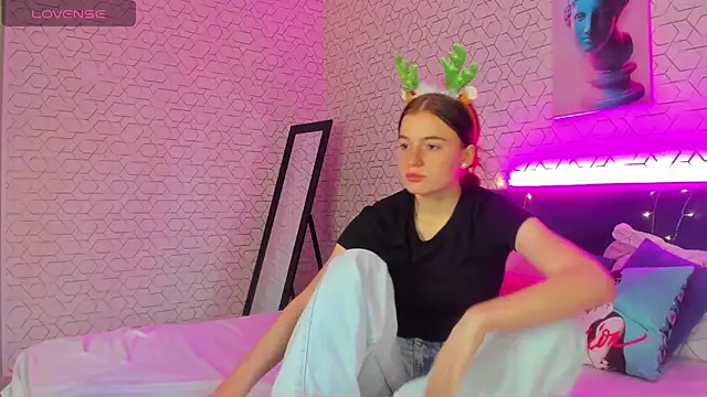 Snapshot of Stacey_Brown chatting on December 2024 04:56:02 AM Stacey Brown online show from December 2024 04:56:02 AM