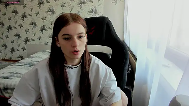 Snapshot of Stacey_Brown chatting on December 2024 02:47:02 AM Stacey Brown online show from December 2024 02:47:02 AM