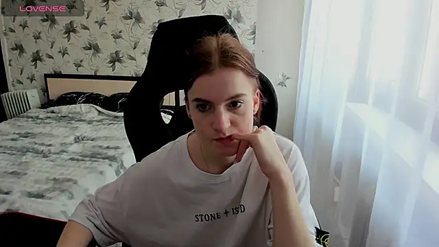 Snapshot of Stacey_Brown chatting on January 2025 11:39:02 PM Stacey Brown online show from January 2025 11:39:02 PM