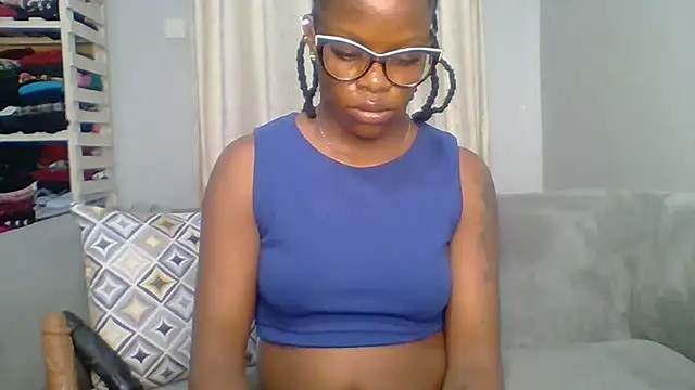 Petite 254 online show from April 2026 08:15:01 AM
