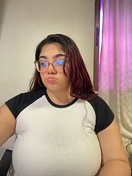 KathyGonzalez online show from September 2025 04:34:02 PM