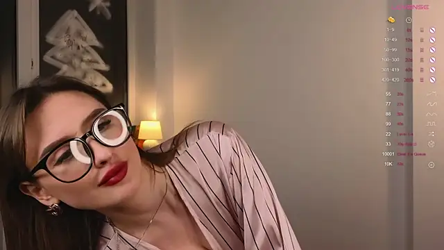 Snapshot of melissa_kisses chatting on December 2024 02:27:01 PM melissa kisses online show from December 2024 02:27:01 PM