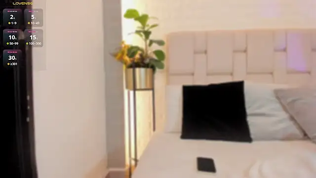 Natasha Smith09 online show from February 2025 03:15:02 AM