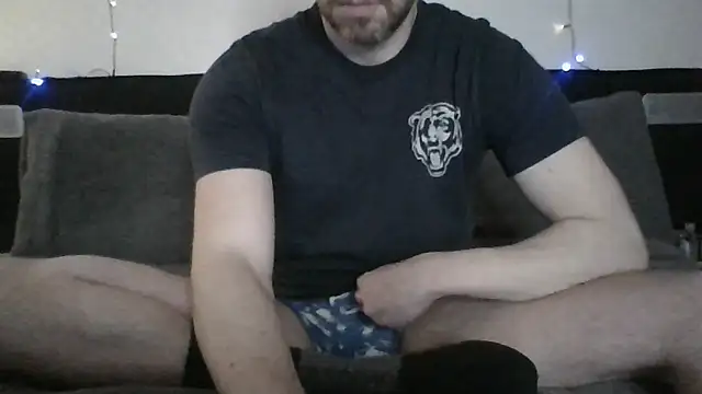 Snapshot of Fit4fun24 chatting on February 2025 11:37:01 PM Fit4fun24 online show from February 2025 11:37:01 PM