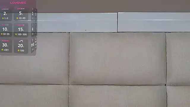 Snapshot of adaraSmiith chatting on March 2026 12:34:01 PM adaraSmiith online show from March 2026 12:34:01 PM