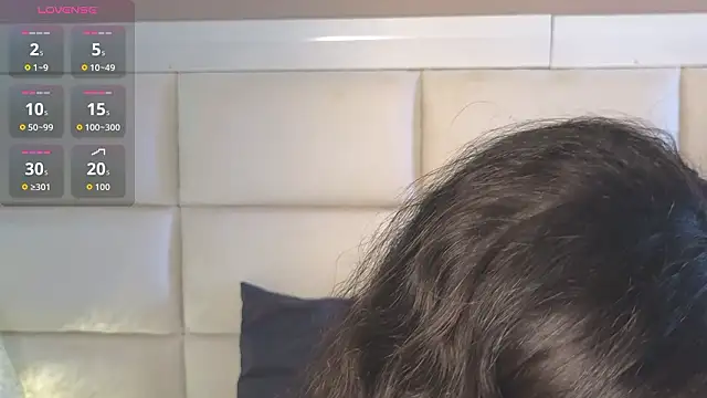 Snapshot of adaraSmiith chatting on March 2026 09:21:01 PM adaraSmiith online show from March 2026 09:21:01 PM