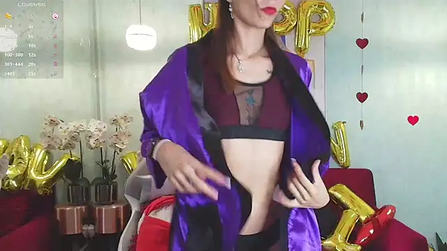 Snapshot of Tamara_slimx chatting on February 2025 01:53:01 AM Tamara slimx online show from February 2025 01:53:01 AM