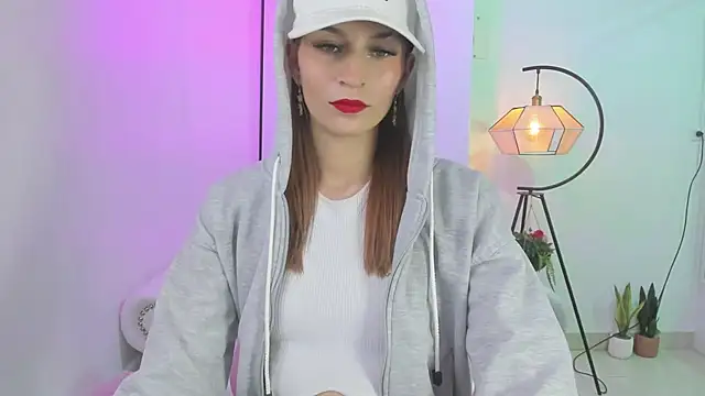 Snapshot of Tamara_slimx chatting on February 2025 03:45:02 AM Tamara slimx online show from February 2025 03:45:02 AM
