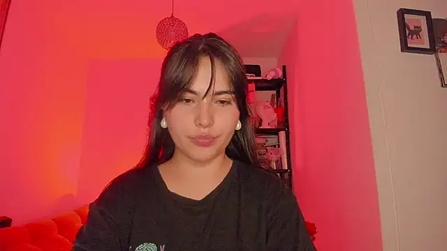 sol  angel online show from February 2025 09:15:02 AM