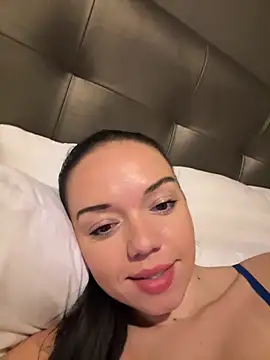 Vanesskaa online show from February 2025 04:45:02 PM