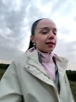 Vanesskaa online show from October 2025 04:52:01 PM