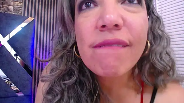 Snapshot of marie_hss chatting on February 2025 12:04:01 AM marie hss online show from February 2025 12:04:01 AM