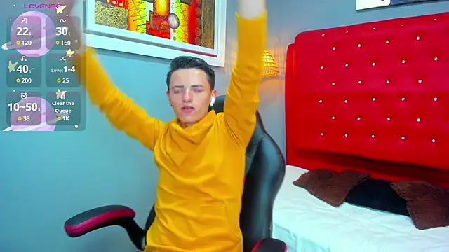 Snapshot of tossetrech chatting on March 2025 03:04:02 AM tossetrech online show from March 2025 03:04:02 AM