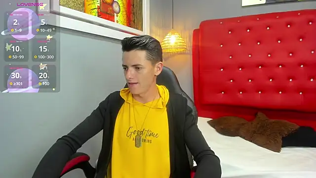 Snapshot of tossetrech chatting on March 2025 08:17:01 PM tossetrech online show from March 2025 08:17:01 PM