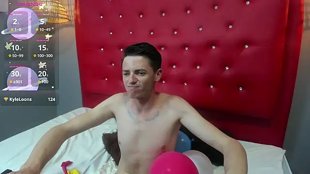 Snapshot of tossetrech chatting on March 2025 05:47:01 AM tossetrech online show from March 2025 05:47:01 AM