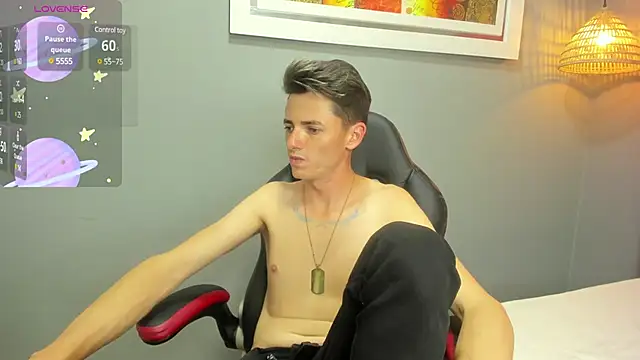 Snapshot of tossetrech chatting on March 2025 09:20:02 AM tossetrech online show from March 2025 09:20:02 AM