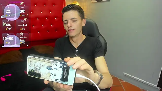 Snapshot of tossetrech chatting on March 2025 03:13:02 AM tossetrech online show from March 2025 03:13:02 AM