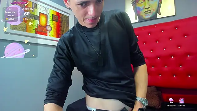 Snapshot of tossetrech chatting on March 2025 03:10:02 AM tossetrech online show from March 2025 03:10:02 AM