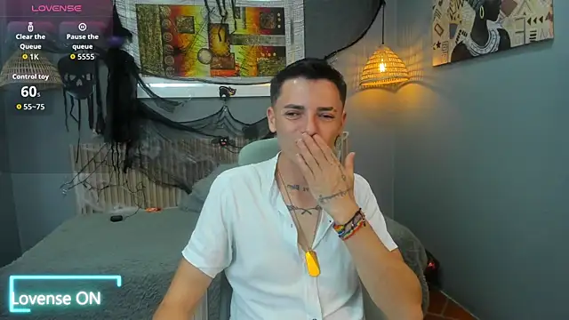 Snapshot of tossetrech chatting on October 2025 03:14:01 AM tossetrech online show from October 2025 03:14:01 AM