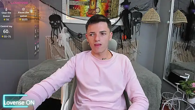 Snapshot of tossetrech chatting on October 2025 03:14:01 AM tossetrech online show from October 2025 03:14:01 AM