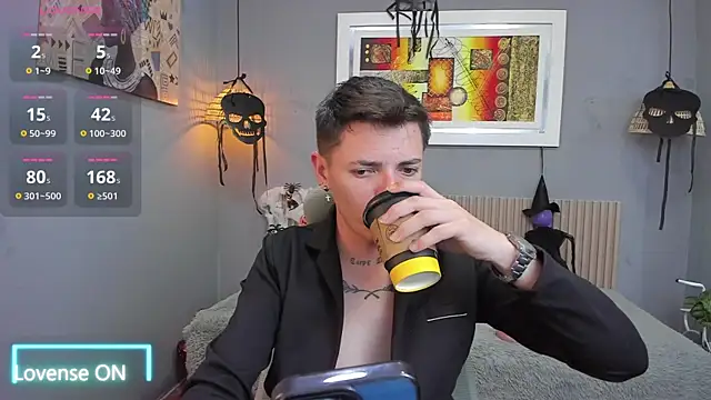 Snapshot of tossetrech chatting on November 2025 03:17:01 AM tossetrech online show from November 2025 03:17:01 AM