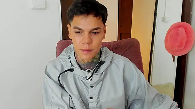 Jordyrodriiguez online show from October 2025 01:48:02 PM