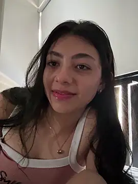 Liissa cute  online show from November 2025 07:25:02 PM