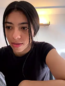 Liissa cute  online show from January 2026 01:02:02 PM