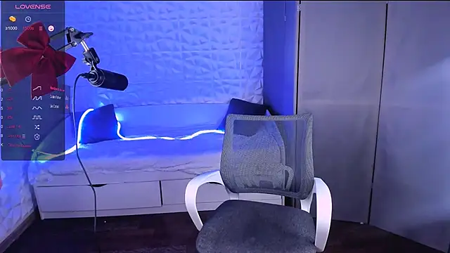 Snapshot of Jerry_Bomb chatting on November 2025 09:24:01 AM Jerry Bomb online show from November 2025 09:24:01 AM